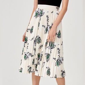 LOVE BONITO Beatrix Pleated Midi Skirt Size 6 Honeysuckle Tea Cream Green Floral